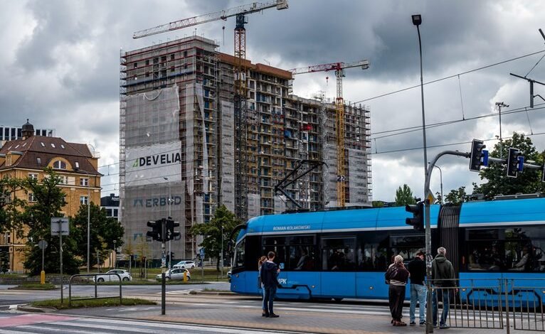 performance builder 3335622107 traffic compass